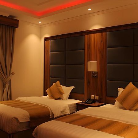 Hayat Al Rose Hotel Appartment เจดดาห์ ภายนอก รูปภาพ