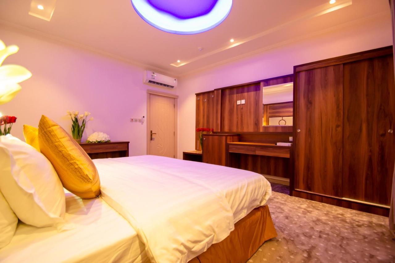 Hayat Al Rose Hotel Appartment เจดดาห์ ภายนอก รูปภาพ