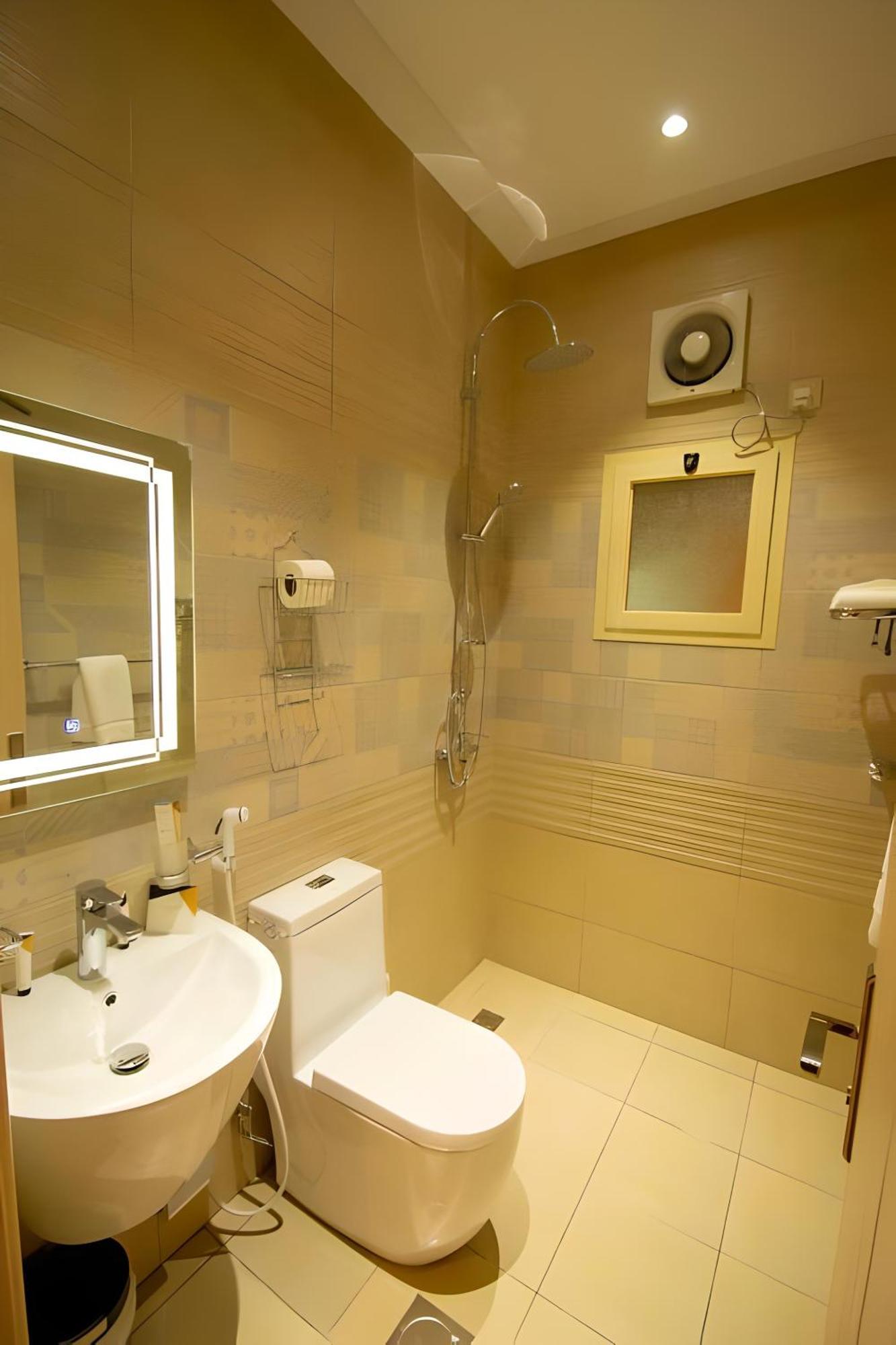 Hayat Al Rose Hotel Appartment เจดดาห์ ภายนอก รูปภาพ